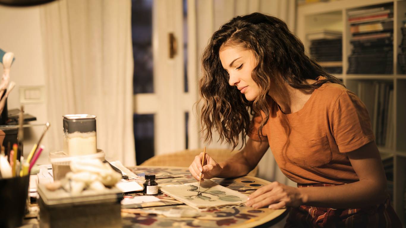 ragazza-disegno ragazza-disegno